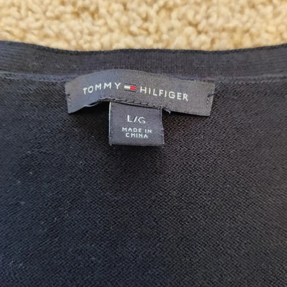 Tommy Hilfiger Top - Picture 6 of 7